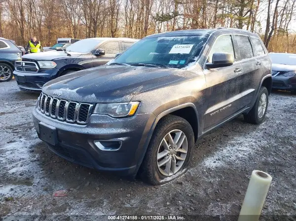 1C4RJFAG7HC963586 2017 JEEP GRAND CHEROKEE - Image 2