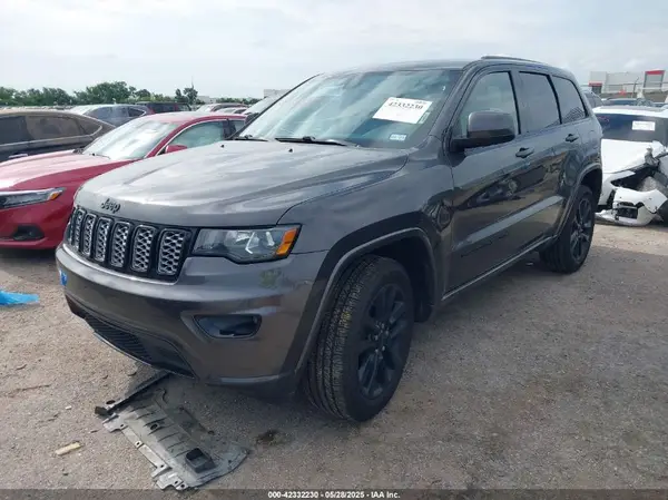 1C4RJFAG7JC105959 2018 JEEP GRAND CHEROKEE - Image 2