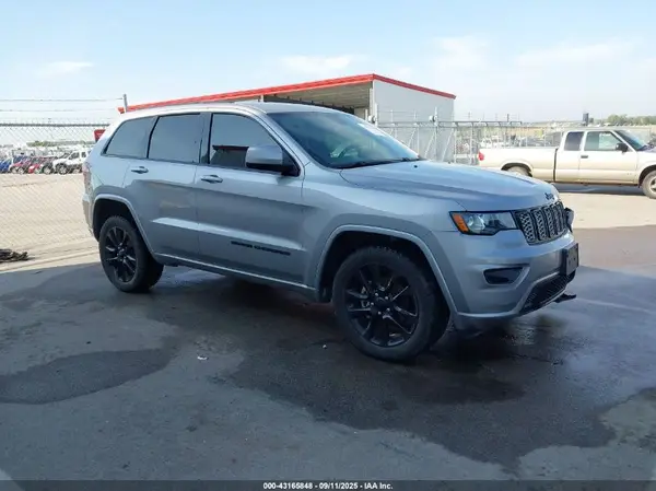 1C4RJFAG7JC119151 2018 JEEP GRAND CHEROKEE - Image 1