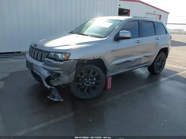 1C4RJFAG7JC119151 2018 JEEP GRAND CHEROKEE - Image 2