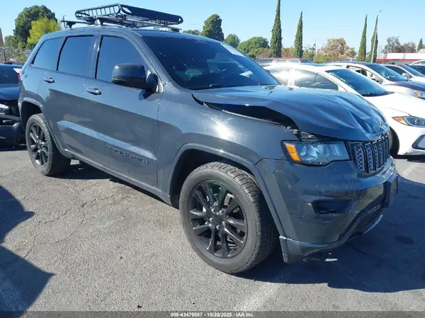 1C4RJFAG7JC119439 2018 JEEP GRAND CHEROKEE - Image 1