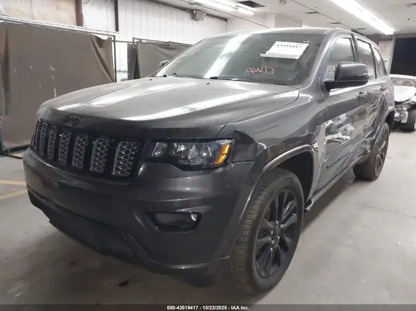 1C4RJFAG7JC119571 2018 JEEP GRAND CHEROKEE - Image 2