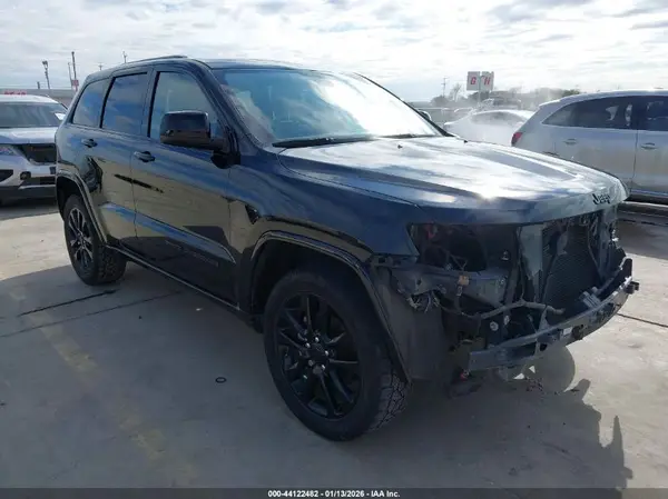1C4RJFAG7JC151968 2018 JEEP GRAND CHEROKEE - Image 1