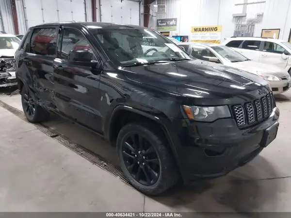 1C4RJFAG7JC152134 2018 JEEP GRAND CHEROKEE - Image 1