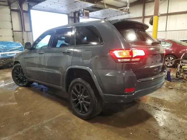 1C4RJFAG7JC173565 2018 JEEP GRAND CHEROKEE - Image 2