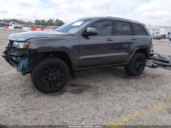 1C4RJFAG7JC178944 2018 JEEP GRAND CHEROKEE - Image 2