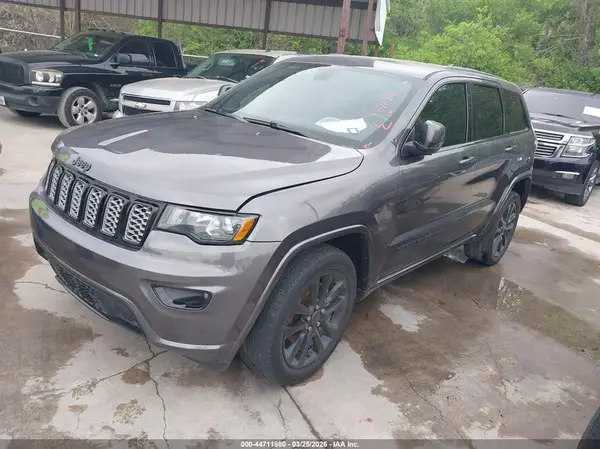 1C4RJFAG7JC252377 2018 JEEP GRAND CHEROKEE - Image 2