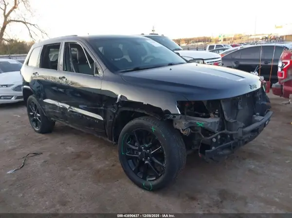 1C4RJFAG7JC267610 2018 JEEP GRAND CHEROKEE - Image 1