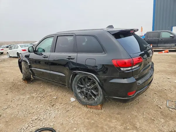 1C4RJFAG7JC335758 2018 JEEP GRAND CHEROKEE - Image 2