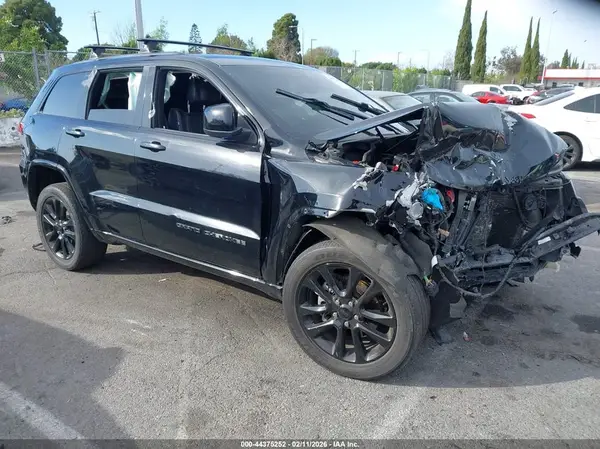 1C4RJFAG7JC436833 2018 JEEP GRAND CHEROKEE - Image 1