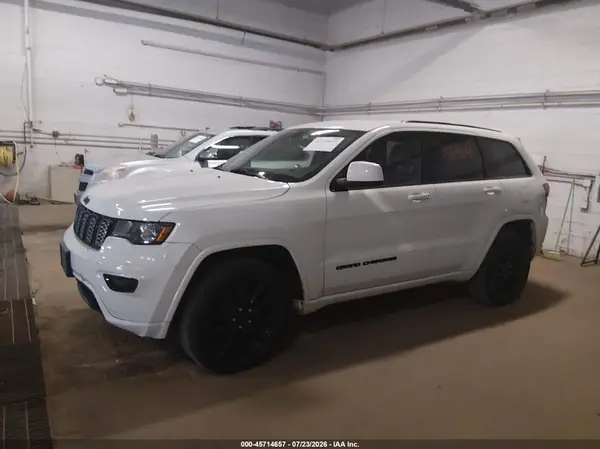 1C4RJFAG7JC448965 2018 JEEP GRAND CHEROKEE - Image 2