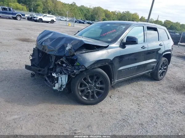 1C4RJFAG7JC465748 2018 JEEP GRAND CHEROKEE - Image 2