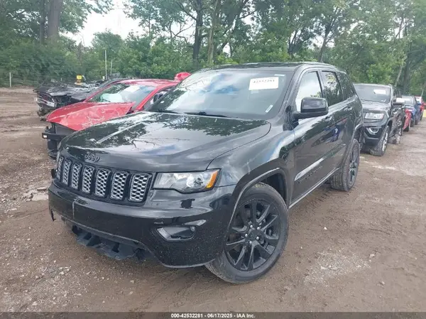 1C4RJFAG7JC500353 2018 JEEP GRAND CHEROKEE - Image 2