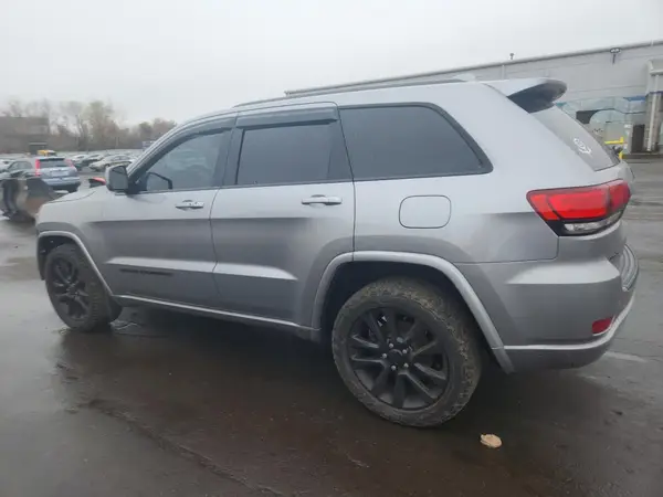 1C4RJFAG7JC505701 2018 JEEP GRAND CHEROKEE - Image 2