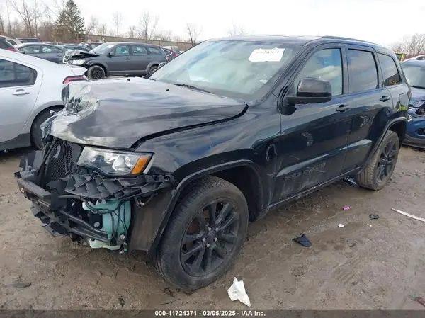 1C4RJFAG7KC564555 2019 JEEP GRAND CHEROKEE - Image 2