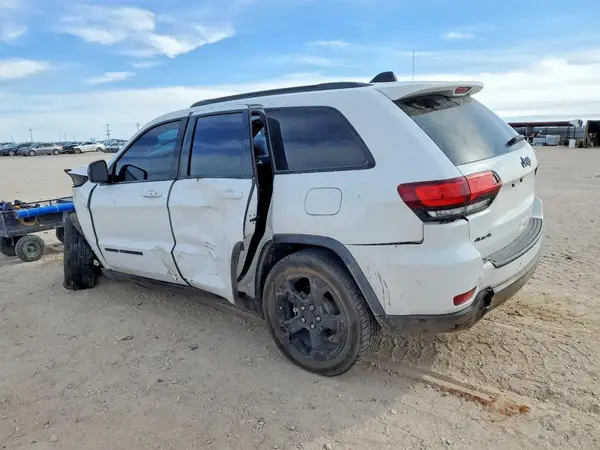 1C4RJFAG7KC688860 2019 JEEP GRAND CHEROKEE - Image 2