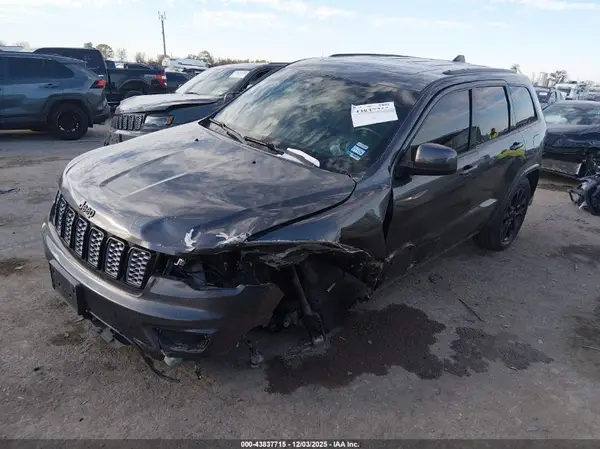 1C4RJFAG7KC709870 2019 JEEP GRAND CHEROKEE - Image 2