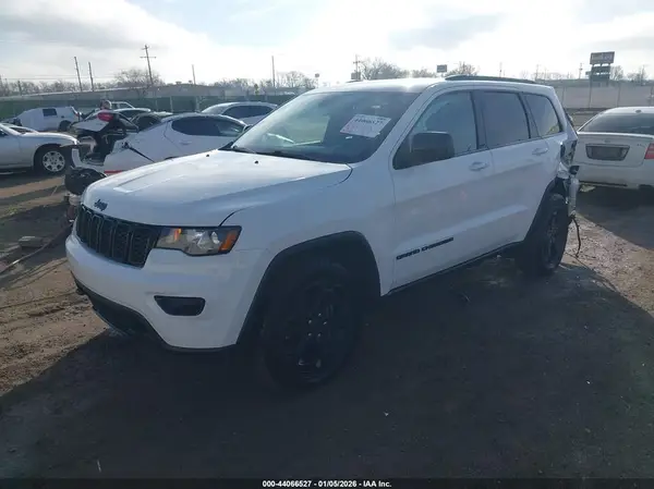 1C4RJFAG7KC833329 2019 JEEP GRAND CHEROKEE - Image 2