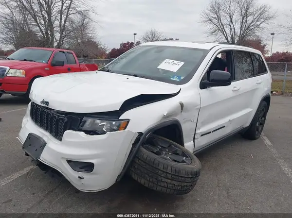 1C4RJFAG7LC126426 2020 JEEP GRAND CHEROKEE - Image 2