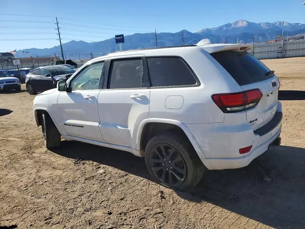 1C4RJFAG7LC275824 2020 JEEP GRAND CHEROKEE - Image 2