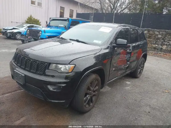 1C4RJFAG7LC315075 2020 JEEP GRAND CHEROKEE - Image 2