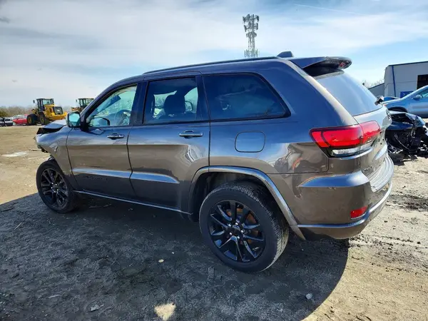1C4RJFAG7LC386079 2020 JEEP GRAND CHEROKEE - Image 2