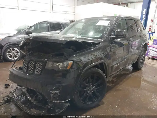 1C4RJFAG7LC387250 2020 JEEP GRAND CHEROKEE - Image 2