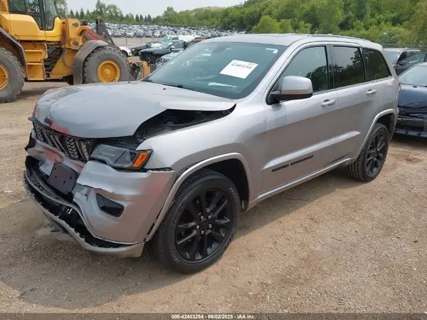 1C4RJFAG7LC427620 2020 JEEP GRAND CHEROKEE - Image 2