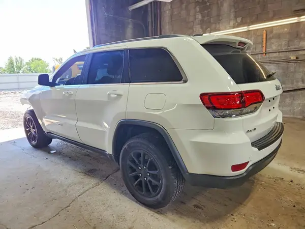 1C4RJFAG7MC508330 2021 JEEP GRAND CHEROKEE - Image 2