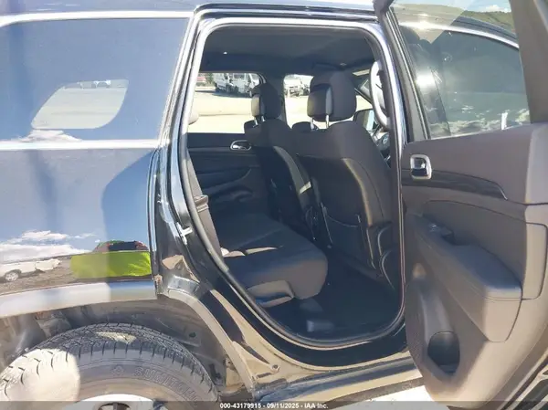 1C4RJFAG7MC594383 2021 JEEP GRAND CHEROKEE - Image 8