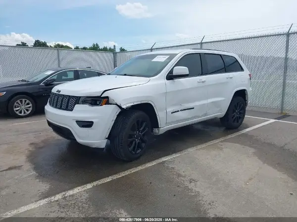 1C4RJFAG7MC621212 2021 JEEP GRAND CHEROKEE - Image 2