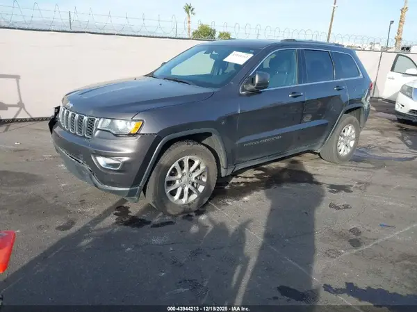 1C4RJFAG7MC635806 2021 JEEP GRAND CHEROKEE - Image 2
