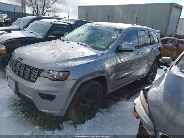 1C4RJFAG7MC655943 2021 JEEP GRAND CHEROKEE - Image 2