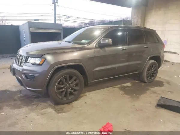 1C4RJFAG7MC737011 2021 JEEP GRAND CHEROKEE - Image 2