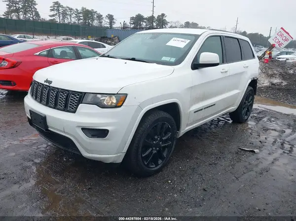 1C4RJFAG7MC811026 2021 JEEP GRAND CHEROKEE - Image 2