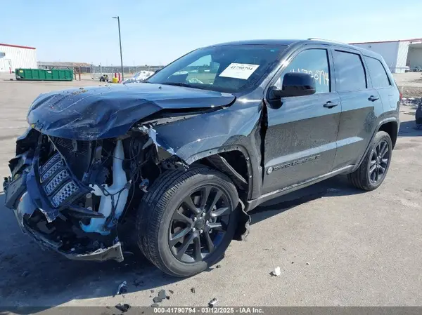 1C4RJFAG7NC118054 2022 JEEP GRAND CHEROKEE - Image 2