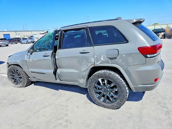 1C4RJFAG7NC121004 2022 JEEP GRAND CHEROKEE - Image 2