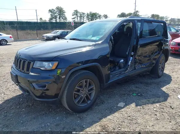 1C4RJFAG8GC366381 2016 JEEP GRAND CHEROKEE - Image 2