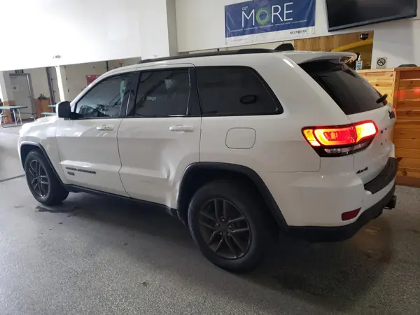 1C4RJFAG8GC498525 2016 JEEP GRAND CHEROKEE - Image 2