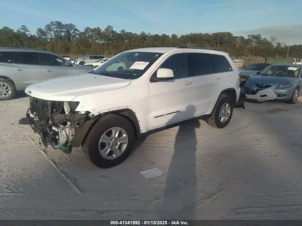 1C4RJFAG8HC662230 2017 JEEP GRAND CHEROKEE - Image 2