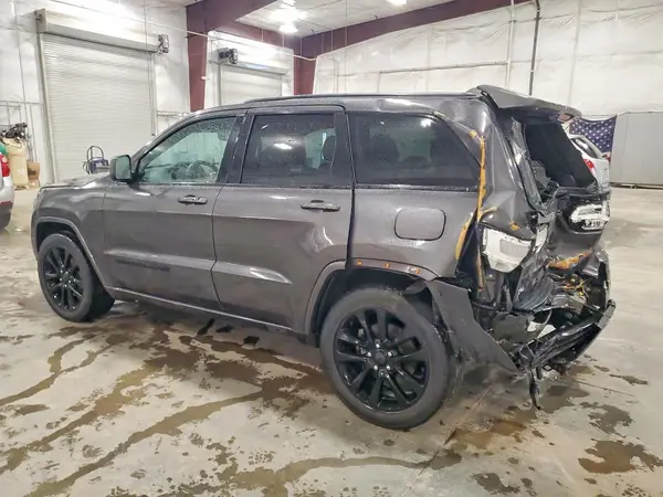 1C4RJFAG8HC729263 2017 JEEP GRAND CHEROKEE - Image 2