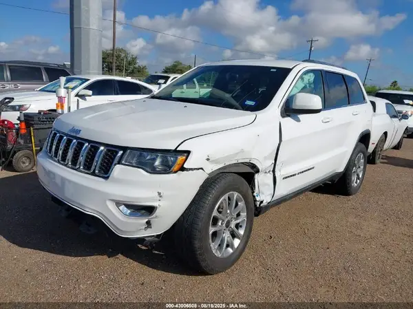1C4RJFAG8HC881978 2017 JEEP GRAND CHEROKEE - Image 2
