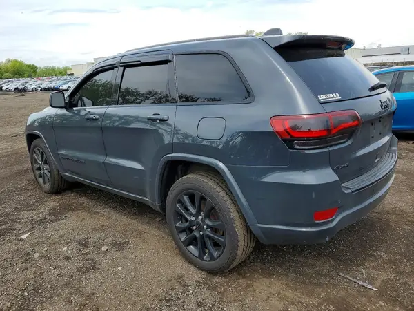 1C4RJFAG8HC885982 2017 JEEP GRAND CHEROKEE - Image 2