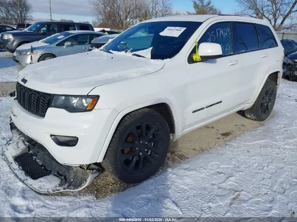 1C4RJFAG8HC926885 2017 JEEP GRAND CHEROKEE - Image 2