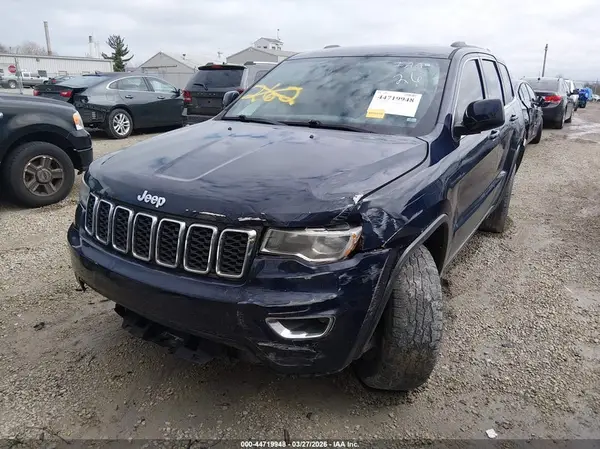 1C4RJFAG8HC946957 2017 JEEP GRAND CHEROKEE - Image 2