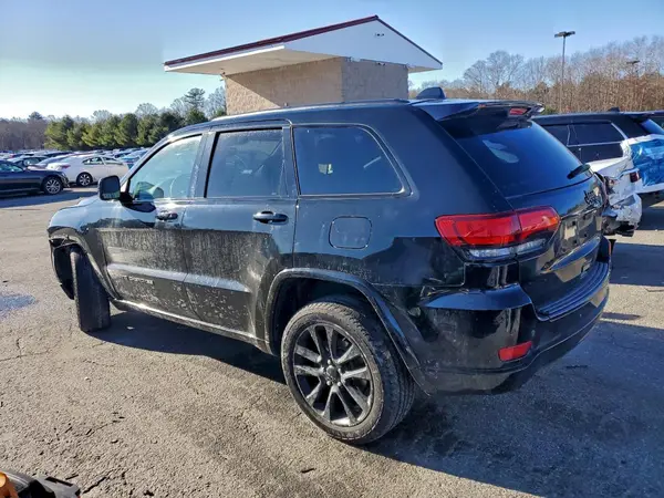1C4RJFAG8JC120812 2018 JEEP GRAND CHEROKEE - Image 2