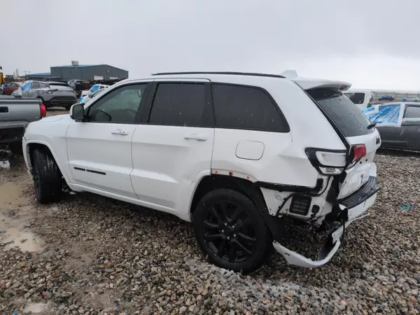 1C4RJFAG8JC136413 2018 JEEP GRAND CHEROKEE - Image 2