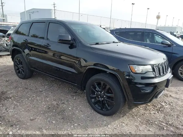 1C4RJFAG8JC152871 2018 JEEP GRAND CHEROKEE - Image 1