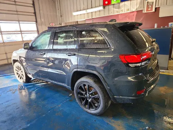 1C4RJFAG8JC174787 2018 JEEP GRAND CHEROKEE - Image 2