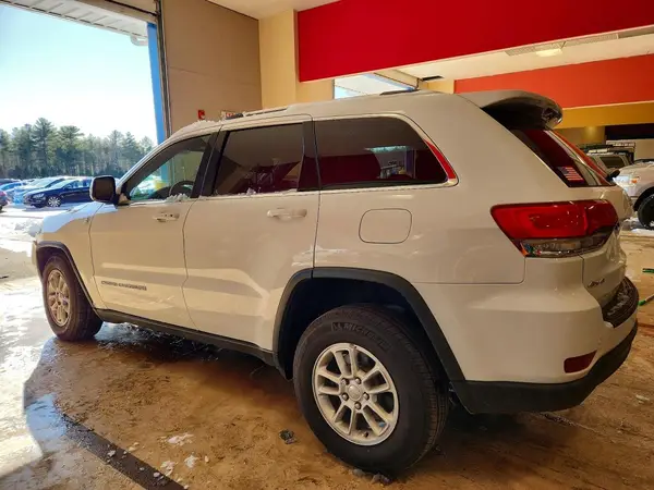 1C4RJFAG8JC180458 2018 JEEP GRAND CHEROKEE - Image 2